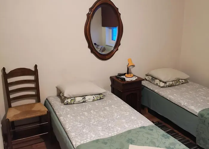 Carl Schmidt Guest house *